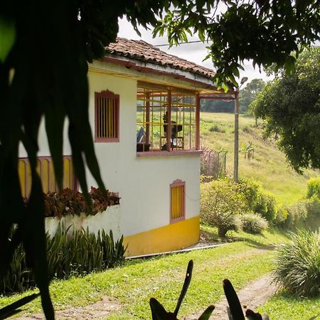 קימבאיה Finca Cafetera En El Quindio מראה חיצוני תמונה